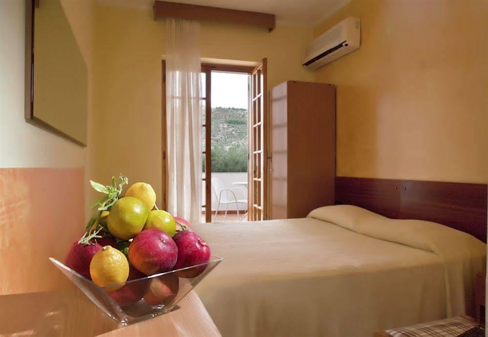 Apeneste Hotel Mattinata