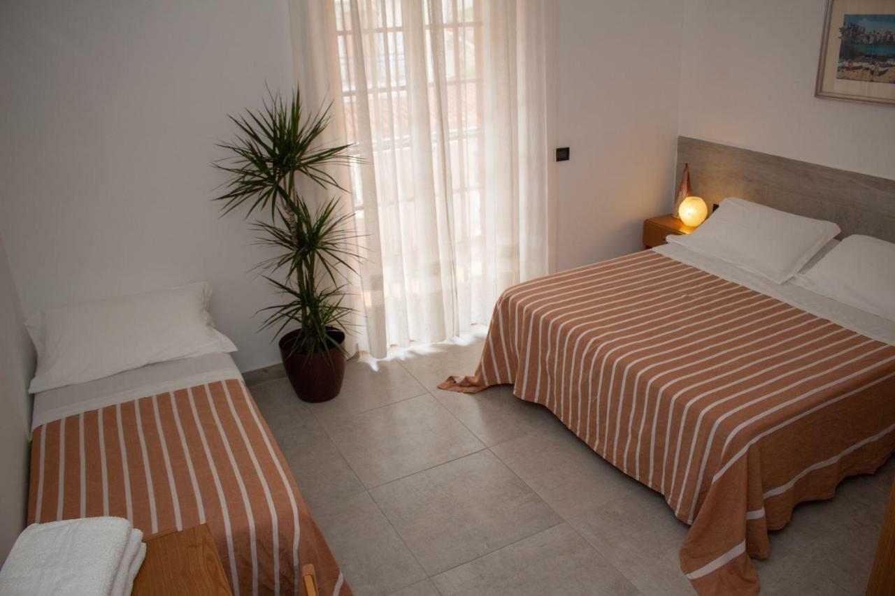 Hotel Apeneste